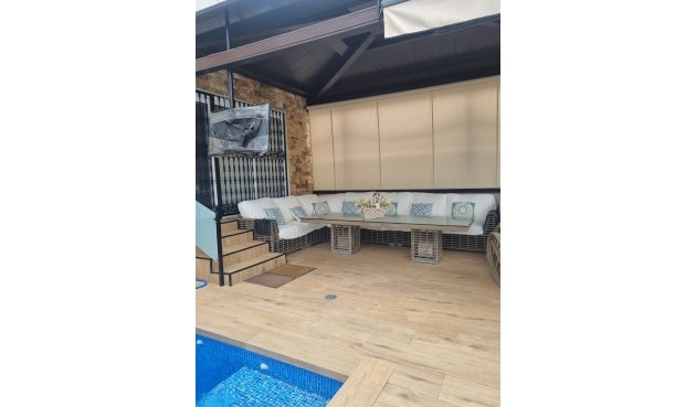 Återförsäljning - Town House -
Orihuela Costa - Costa Blanca