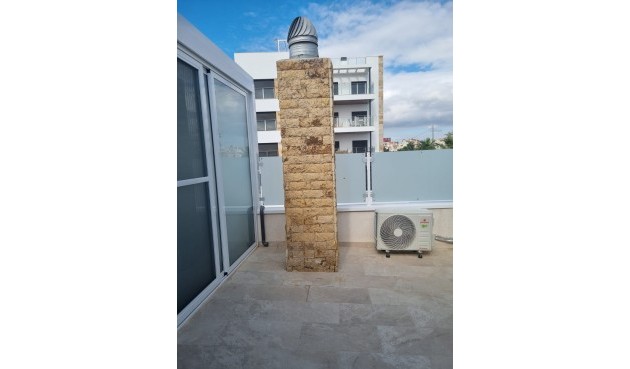 Återförsäljning - Town House -
Orihuela Costa - Costa Blanca