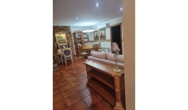 Återförsäljning - Town House -
Orihuela Costa - Costa Blanca