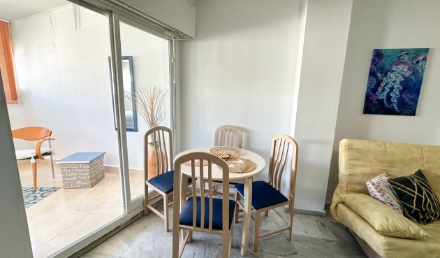 Återförsäljning - Apartment -
Torrevieja - Costa Blanca