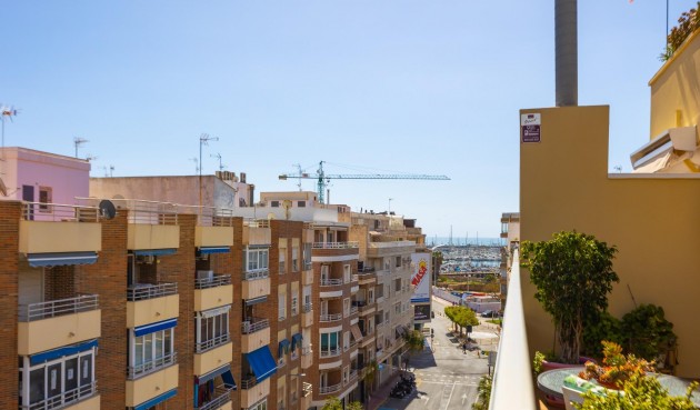 Återförsäljning - Takvåning -
Torrevieja - Centro