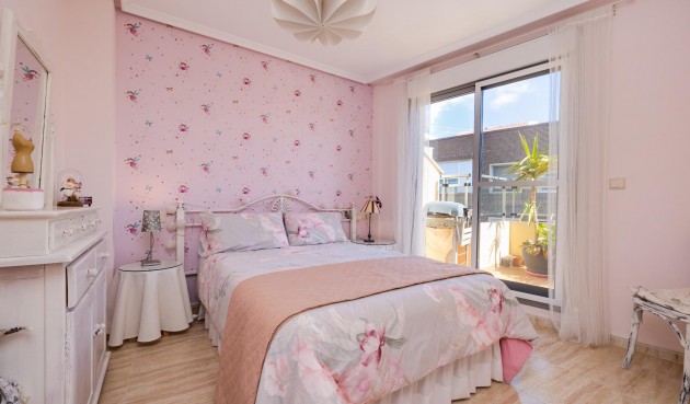 Återförsäljning - Takvåning -
Torrevieja - Centro