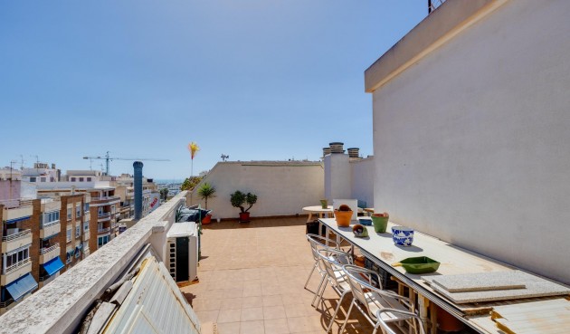 Återförsäljning - Takvåning -
Torrevieja - Centro