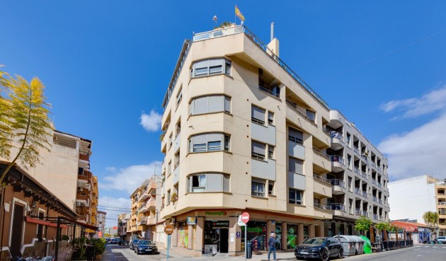 Återförsäljning - Takvåning -
Torrevieja - Centro