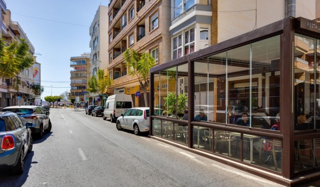 Återförsäljning - Takvåning -
Torrevieja - Centro