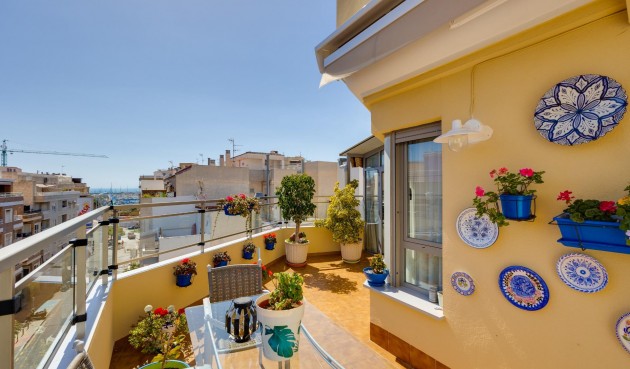 Återförsäljning - Takvåning -
Torrevieja - Centro