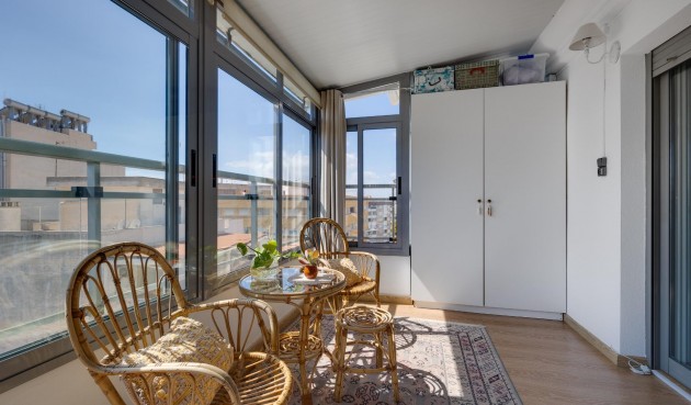 Återförsäljning - Takvåning -
Torrevieja - Centro