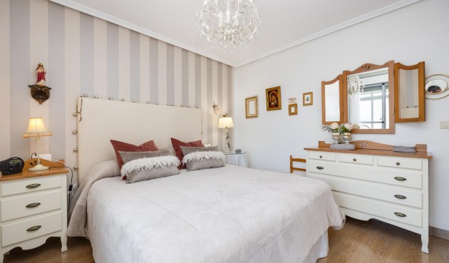 Återförsäljning - Takvåning -
Torrevieja - Centro