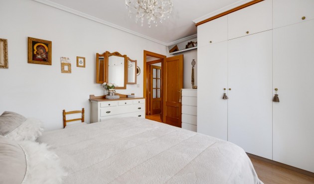 Återförsäljning - Takvåning -
Torrevieja - Centro