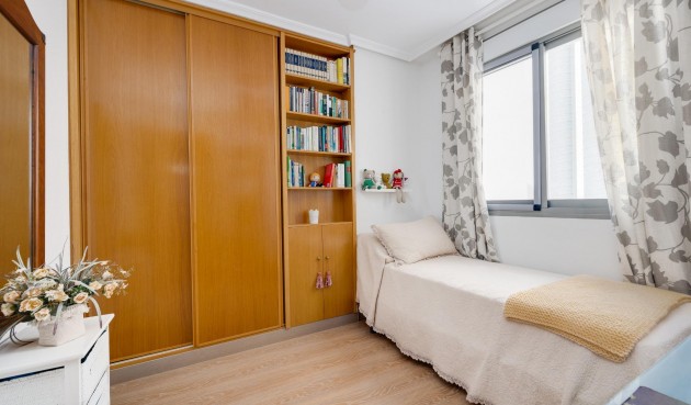 Återförsäljning - Takvåning -
Torrevieja - Centro