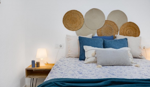 Återförsäljning - Apartment -
Torrevieja - Cabo Cervera