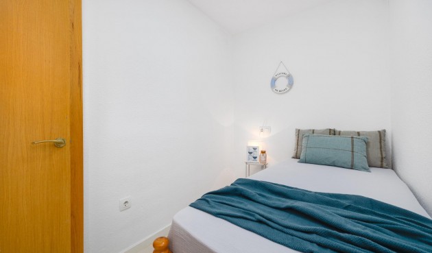 Återförsäljning - Apartment -
Torrevieja - Cabo Cervera