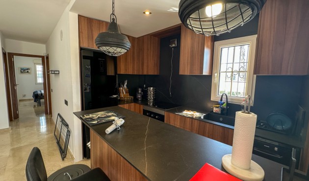 Återförsäljning - Duplex -
Orihuela Costa - Costa Blanca