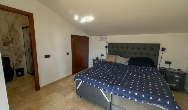 Återförsäljning - Duplex -
Orihuela Costa - Costa Blanca