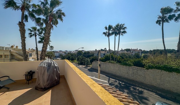 Återförsäljning - Duplex -
Orihuela Costa - Costa Blanca