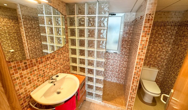 Återförsäljning - Apartment -
Torrevieja - Costa Blanca