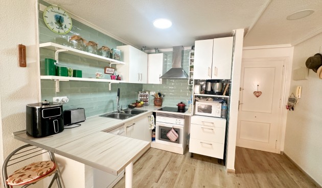 Återförsäljning - Apartment -
Torrevieja - Costa Blanca