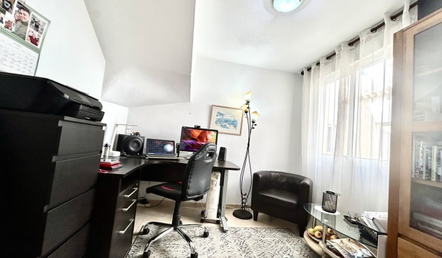 Återförsäljning - Takvåning -
La Zenia - Costa Blanca