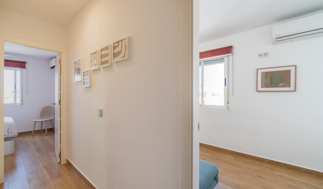 Återförsäljning - Town House -
Torrevieja - Costa Blanca