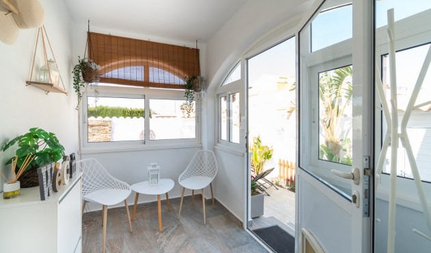 Återförsäljning - Town House -
Torrevieja - Costa Blanca