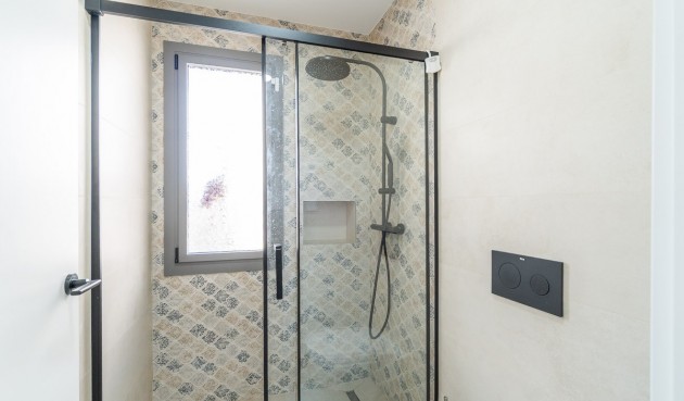 Återförsäljning - Villa -
Orihuela Costa - Costa Blanca