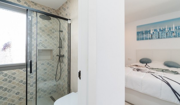 Återförsäljning - Villa -
Orihuela Costa - Costa Blanca