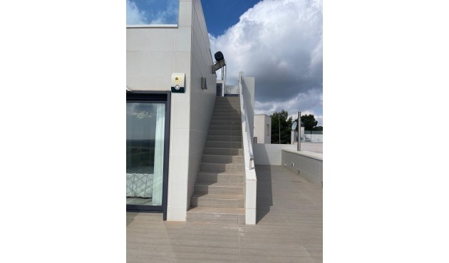 Återförsäljning - Villa -
San Miguel de Salinas - Inland