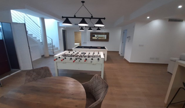 Återförsäljning - Villa -
San Miguel de Salinas - Inland