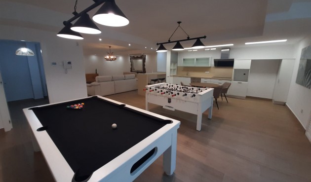 Återförsäljning - Villa -
San Miguel de Salinas - Inland