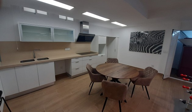 Återförsäljning - Villa -
San Miguel de Salinas - Inland