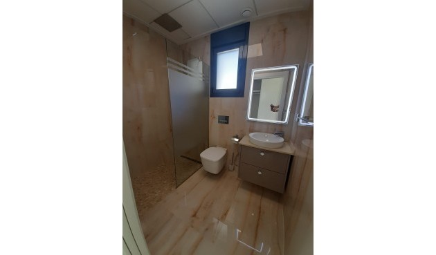 Återförsäljning - Villa -
San Miguel de Salinas - Inland