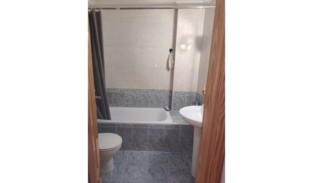 Återförsäljning - Apartment -
Torrevieja - Costa Blanca