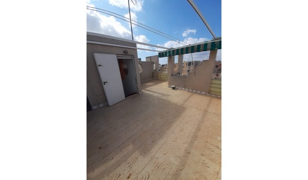 Återförsäljning - Town House -
Torrevieja - Costa Blanca
