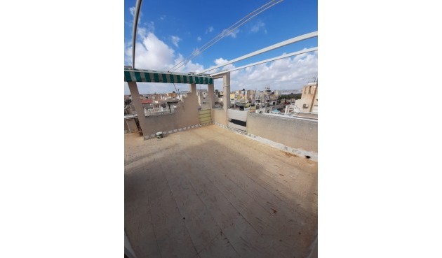 Återförsäljning - Town House -
Torrevieja - Costa Blanca