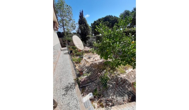 Återförsäljning - Villa -
Orihuela Costa - Costa Blanca