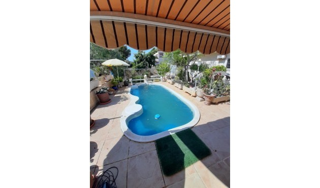 Återförsäljning - Villa -
Orihuela Costa - Costa Blanca