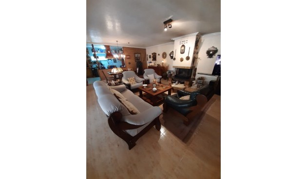 Återförsäljning - Villa -
Orihuela Costa - Costa Blanca