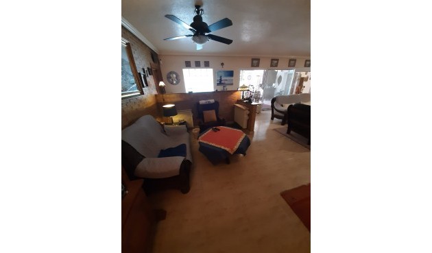 Återförsäljning - Villa -
Orihuela Costa - Costa Blanca