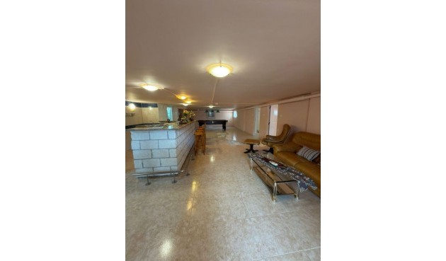 Återförsäljning - Villa -
Playa Flamenca - Costa Blanca