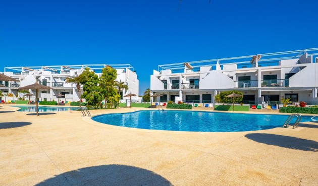 Återförsäljning - Apartment -
Pilar de la Horadada - Mil Palmeras