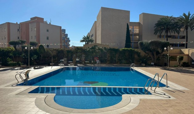 Återförsäljning - Apartment -
Orihuela Costa - Campoamor