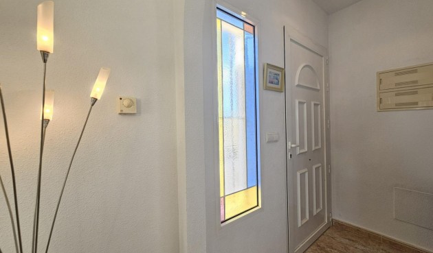 Återförsäljning - Villa -
Benijofar - Benimar 3