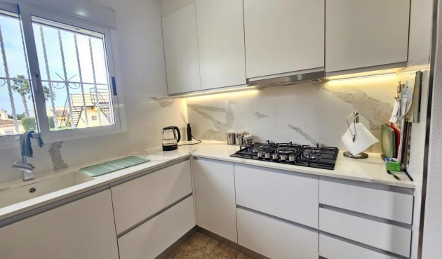 Återförsäljning - Villa -
Benijofar - Benimar 3