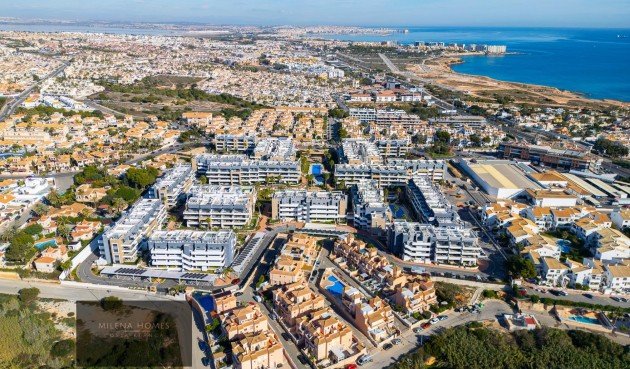 Återförsäljning - Apartment -
Orihuela Costa - La Zenia