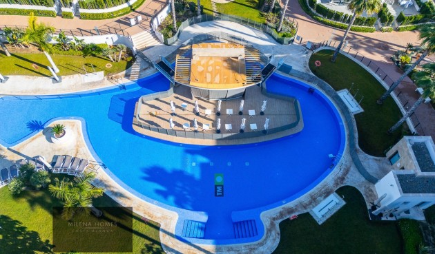 Återförsäljning - Apartment -
Orihuela Costa - La Zenia