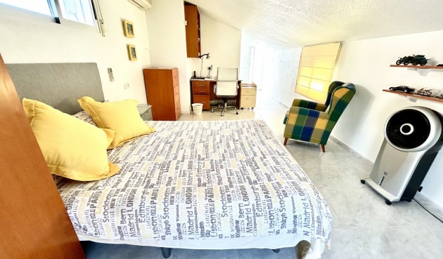 Återförsäljning - Villa -
Pinar de Campoverde - Inland