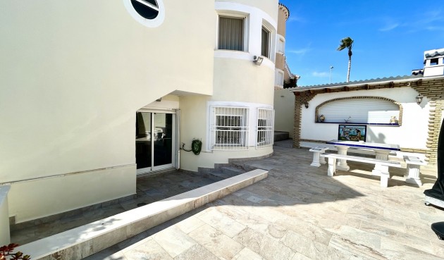 Återförsäljning - Villa -
Pinar de Campoverde - Inland