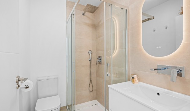 Återförsäljning - Apartment -
San Miguel de Salinas - Inland