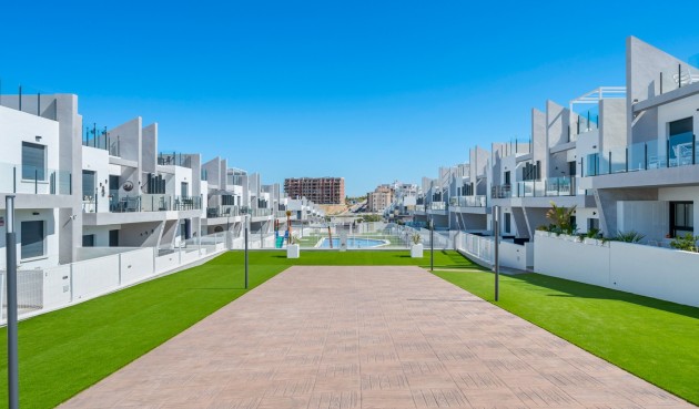 Återförsäljning - Apartment -
San Miguel de Salinas - Inland