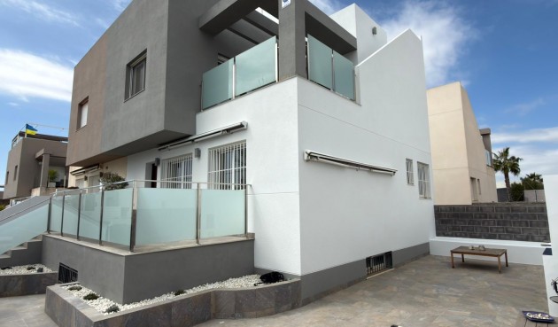 Reventa - Villa -
Torrevieja - Costa Blanca